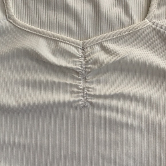 Top - Picture 2 of 2